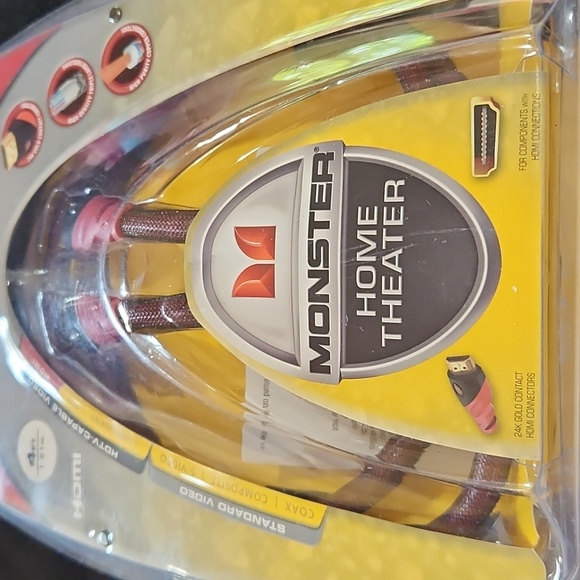 Monster Cable Ultra 800HDMI - Picture 3 of 4